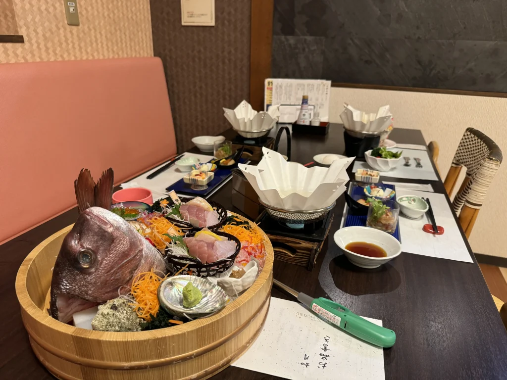 「稲取赤尾ホテル」夕食:ダイニング会席