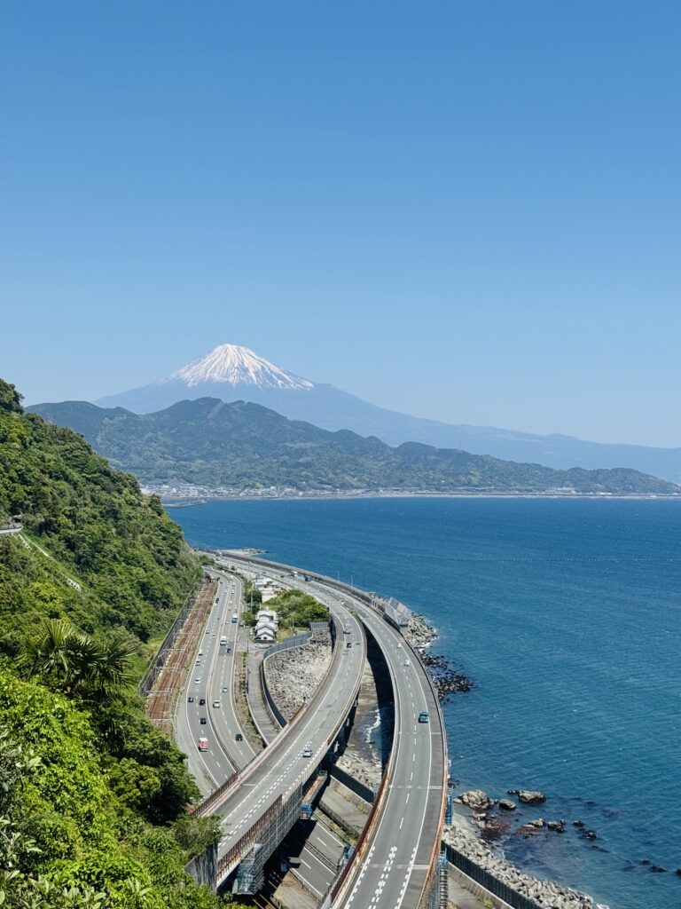 Mt. Fuji seen from Satta Pass on a calm, sunny afternoon