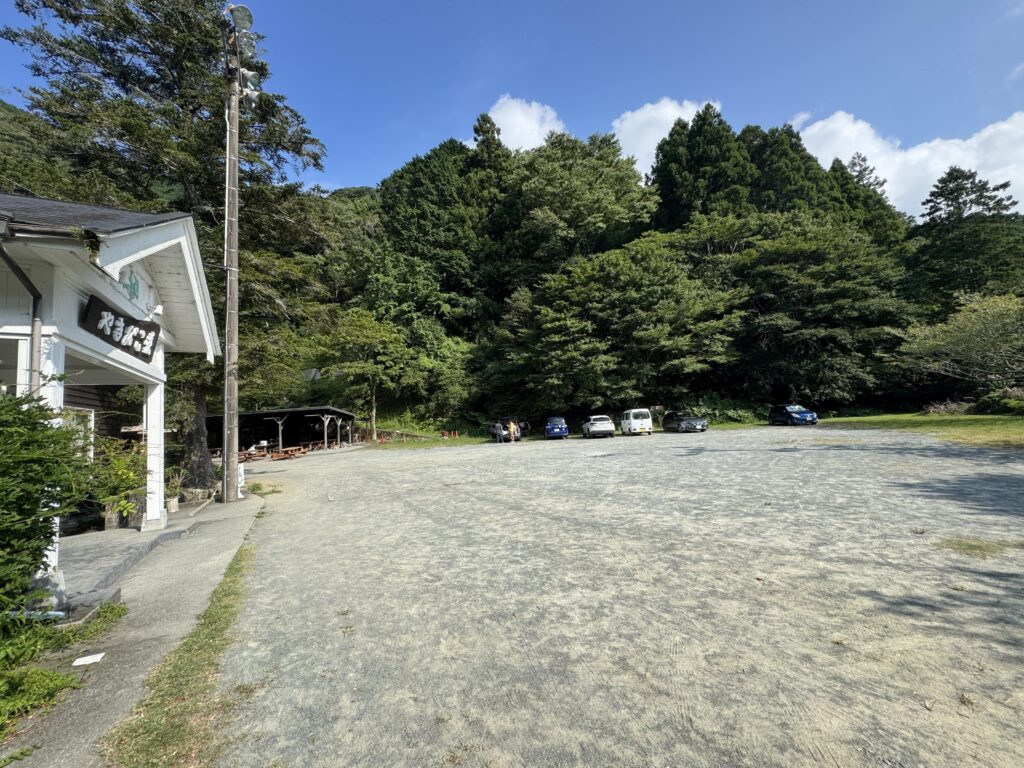 Spacious schoolyard in front of Yamabiko-so Inn, Nishi-Izu