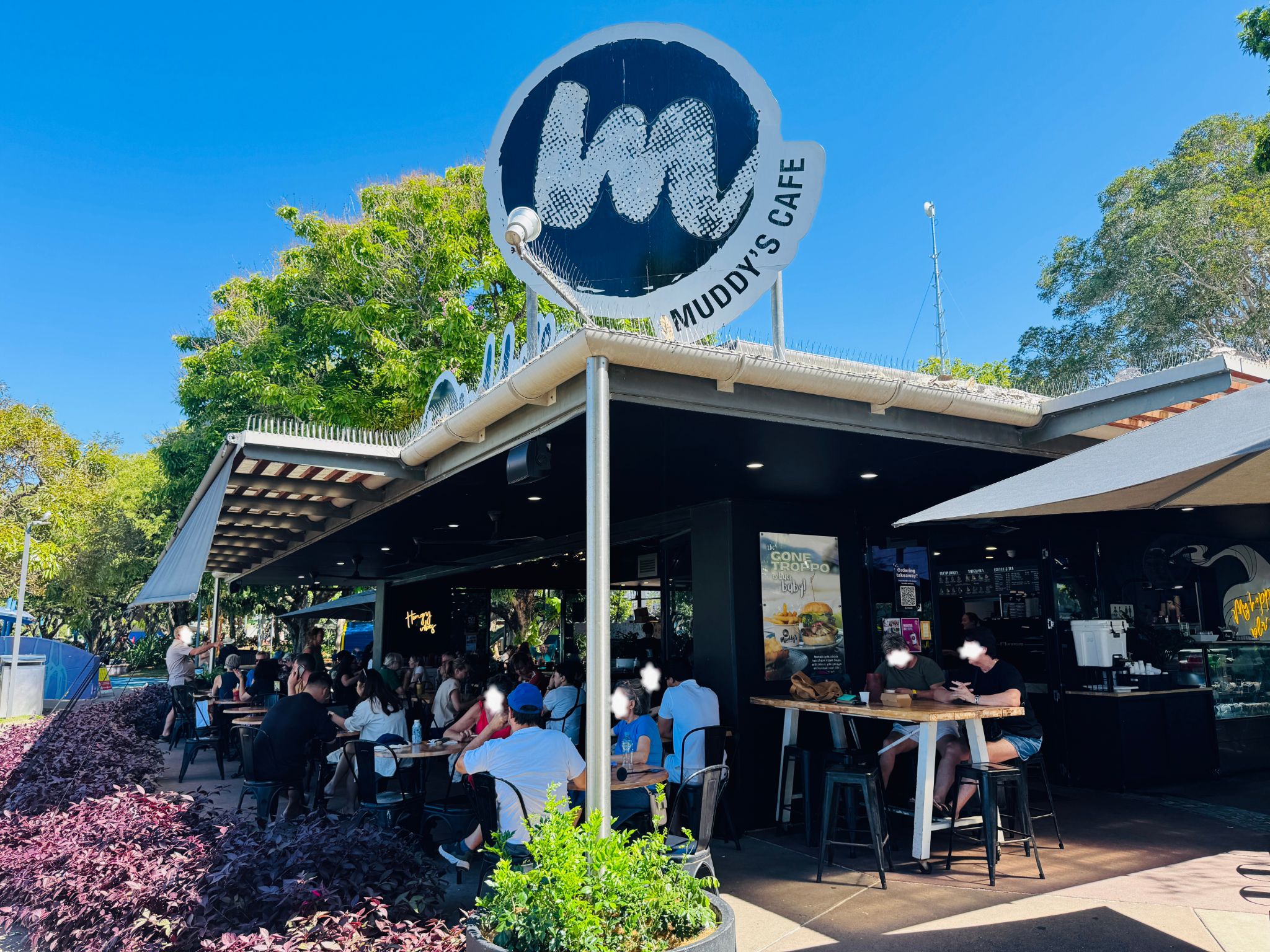 ケアンズのマディーズ・カフェ外観の様子